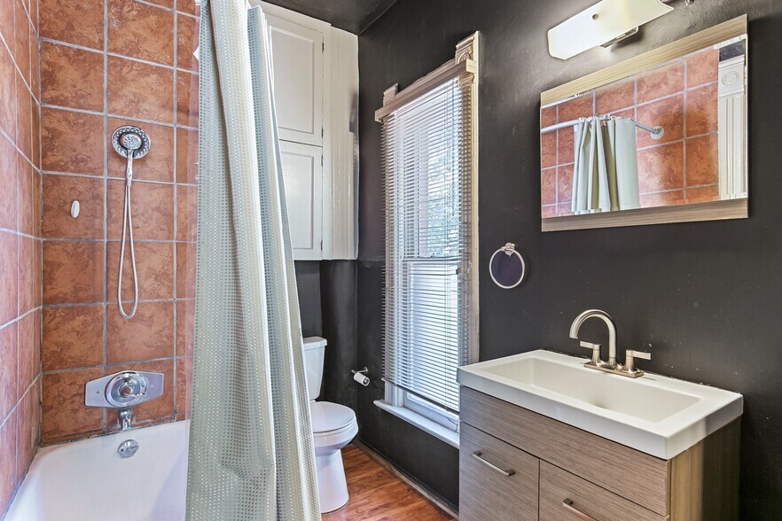 More Photos Of 1466 Detroit St, Denver Apartments For Sale