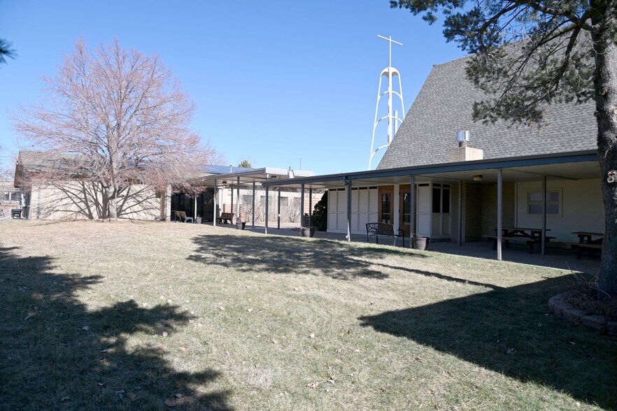 More Photos Of 7375 Samuel Dr, Denver Specialty For Sale