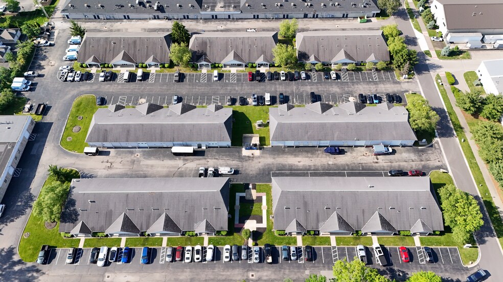 More Photos Of 10-106 Village Pointe Dr, Powell Flex For Lease
