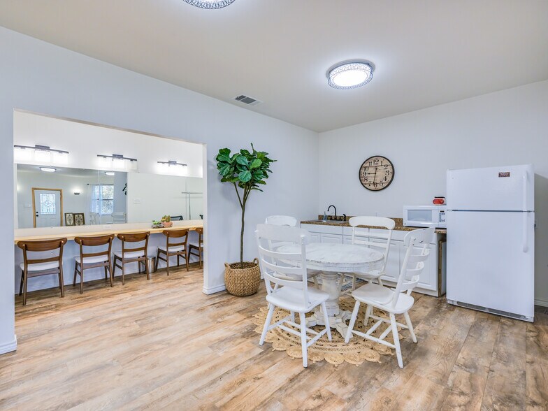 More Photos Of 4550 Ranch to Market 967 rd, Buda Lodge Meeting Hall For Sale