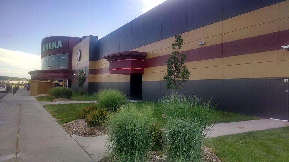 More Photos Of 36th and Raynor Pky, Bellevue Land For Sale