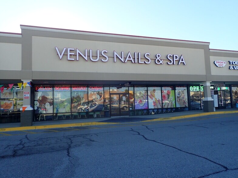 More Photos Of 10050-10060 Two Notch Rd, Columbia Unknown For Lease