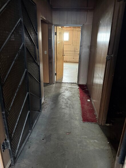 More Photos Of 1148 El Camino Real, San Carlos Storefront For Lease