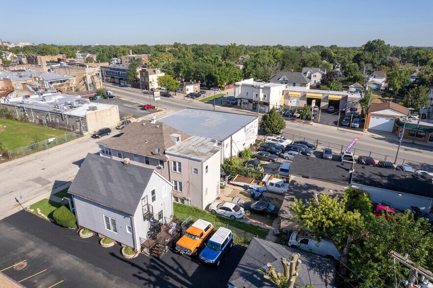 More Photos Of 320 Lake St, Maywood Carwash For Sale