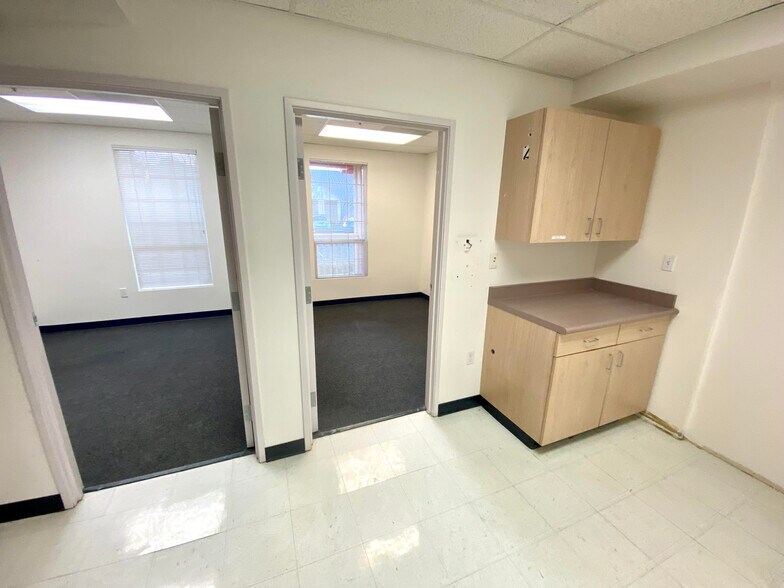 More Photos Of 1550 Professional Dr, Petaluma Medical For Lease