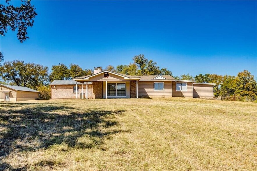 More Photos Of 1701 N Farm to Market 1626, Buda Light Distribution For Sale