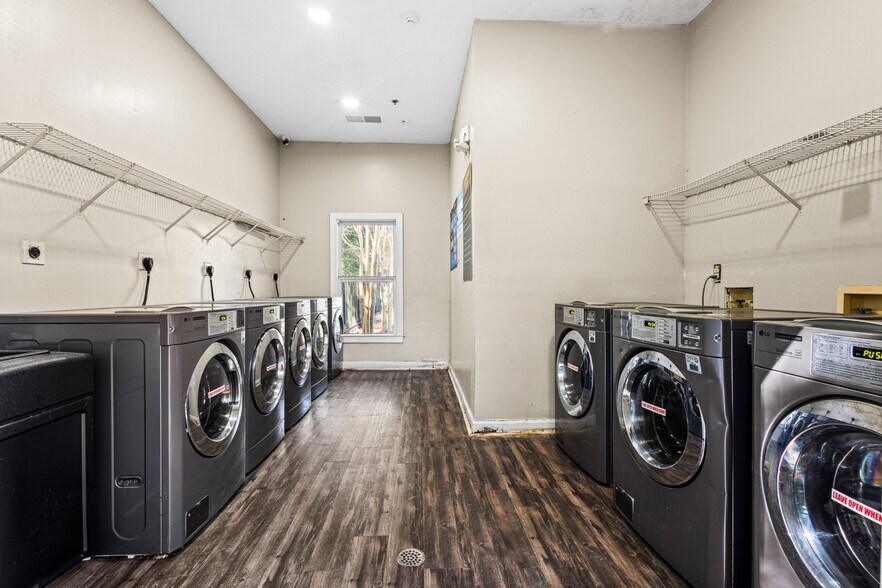 More Photos Of 6595 Mount Zion Blvd, Morrow Apartments For Sale