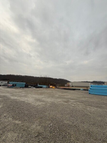 More Photos Of 98 Jolly Industrial Park, Wilder Land For Sale