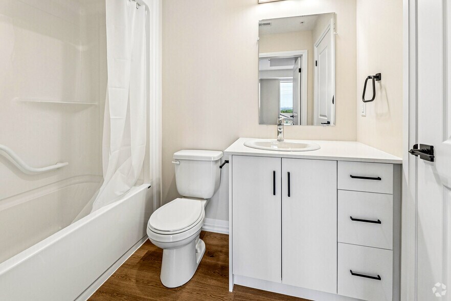 More Photos Of 600 Sunningdale Rd E, London Apartments For Sale