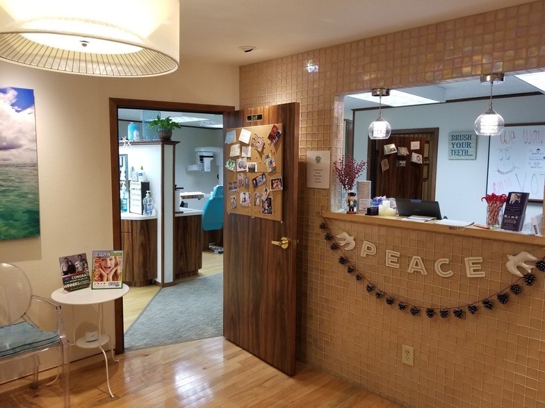 Primary Photo Of 2651 Texas Dr, Irving Medical For Lease
