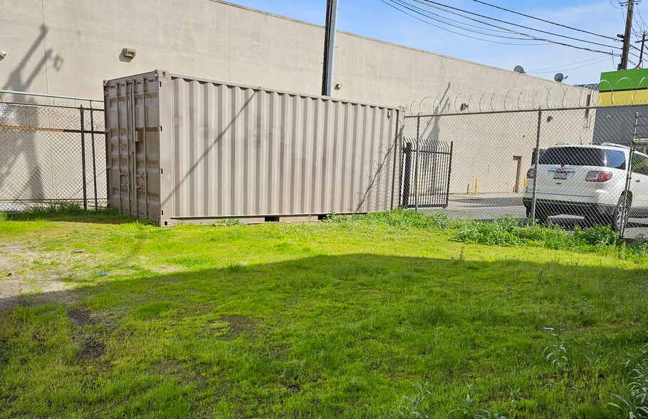 More Photos Of 1326 9th St, Modesto Storefront For Sale