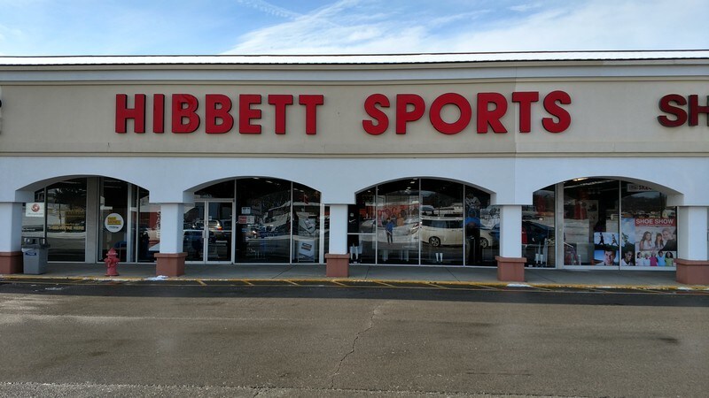 More Photos Of 427-525 S Memorial Dr, New Castle Unknown For Lease