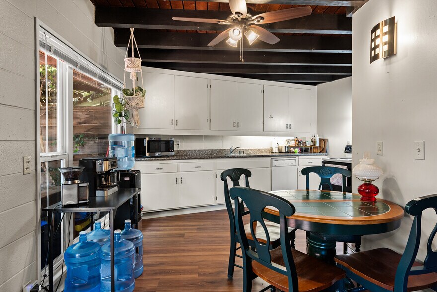 More Photos Of 1041 3rd St, Novato Apartments For Sale