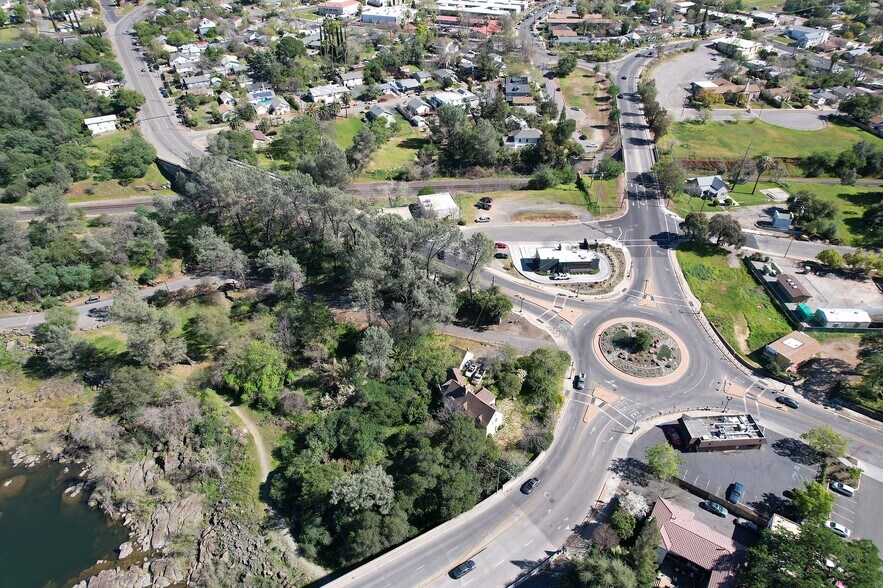 More Photos Of 1355 Washington Ave, Oroville Fast Food For Sale