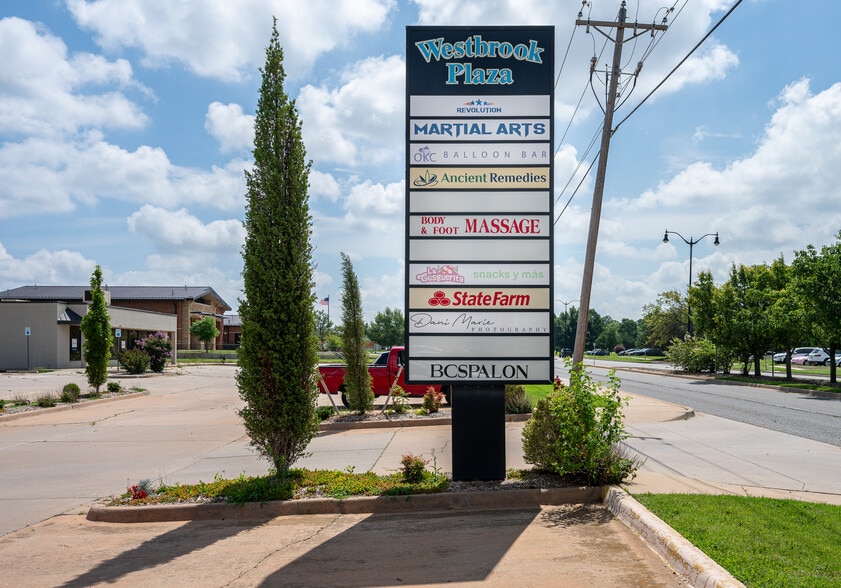 More Photos Of 1101-1151 W 15th St, Edmond Unknown For Lease