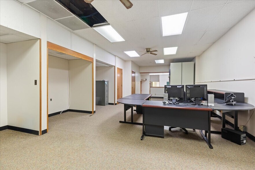 More Photos Of 127 Pearl St, Council Bluffs Office For Lease
