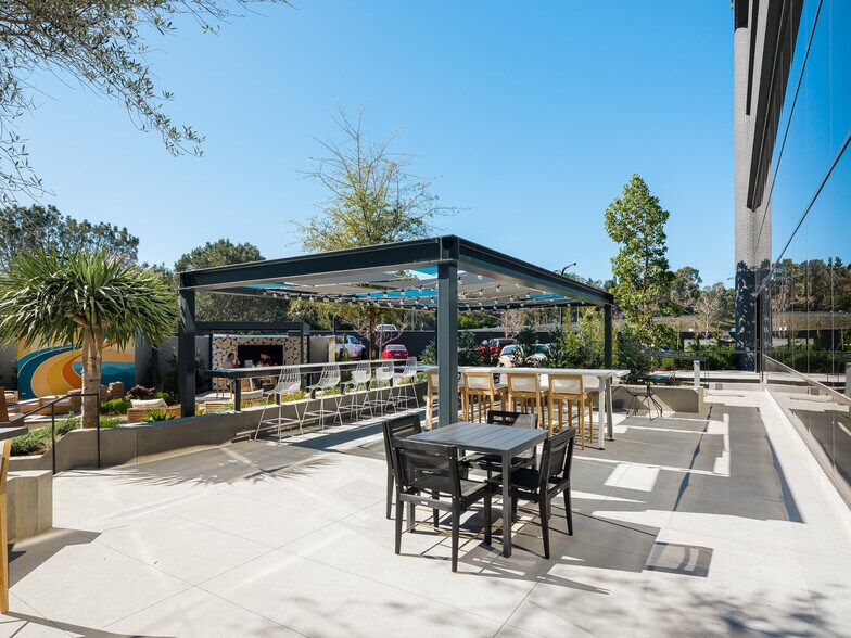 More Photos Of 12636 High Bluff Dr, San Diego Office For Lease