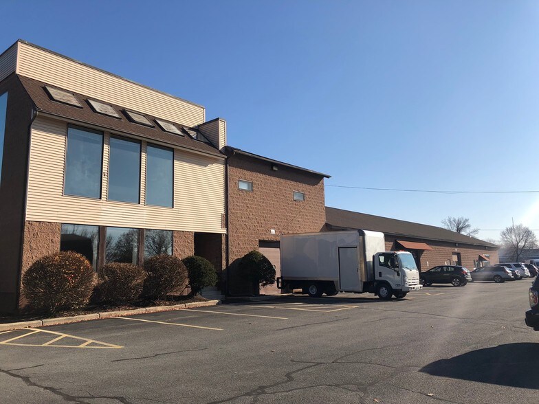 More Photos Of 400 Riverside St, Portland Medical For Lease