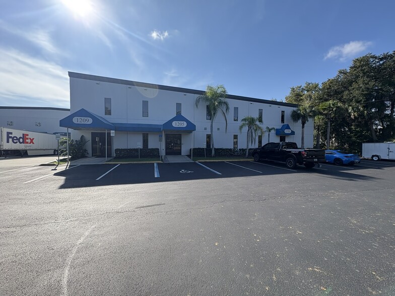 Primary Photo Of 1205 Cornwall Rd, Sanford Warehouse For Lease