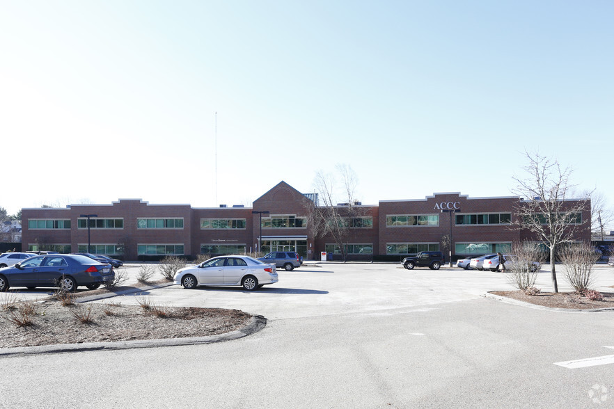 More Photos Of 130 Rumford Ave, Newton Office For Lease