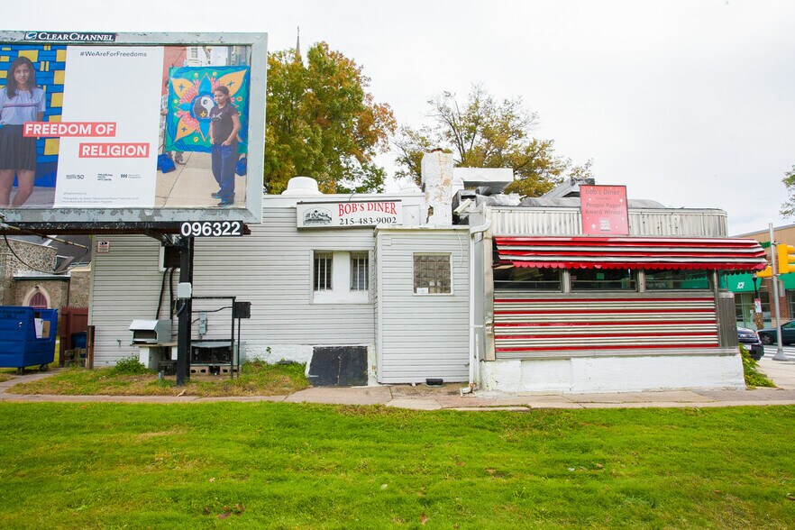 More Photos Of 6053 Ridge Ave, Philadelphia Restaurant For Sale