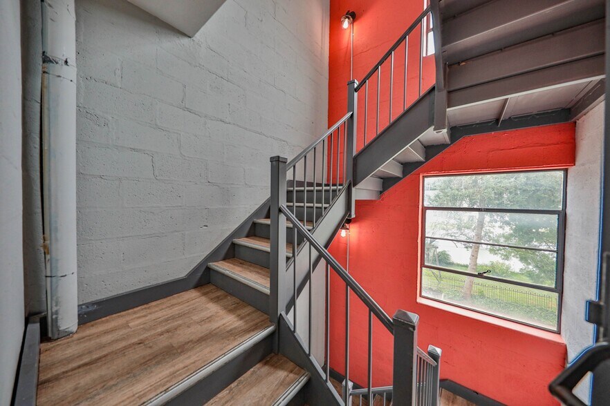 More Photos Of 123 N 2nd St, Easton Apartments For Sale