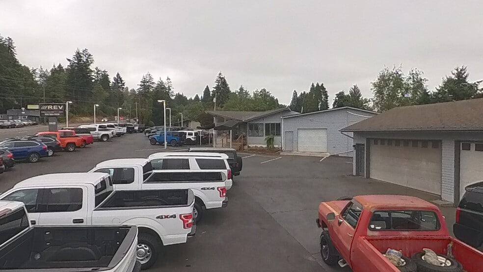 More Photos Of 8600 SW Canyon Rd, Portland Auto Dealership For Sale