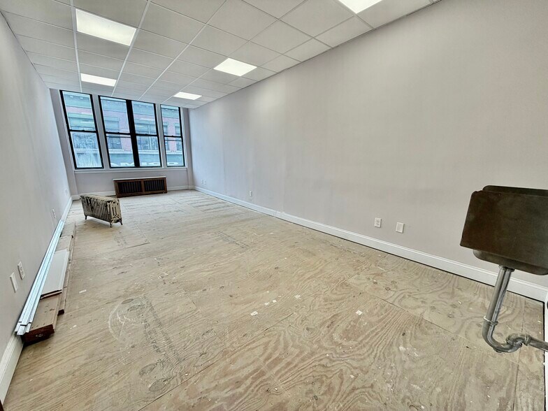 More Photos Of 101-109 Westchester Ave, Port Chester Storefront Retail Office For Lease