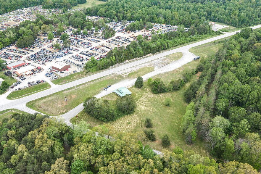 More Photos Of 2350 Squire Boone SW rd, Mauckport General Retail For Lease