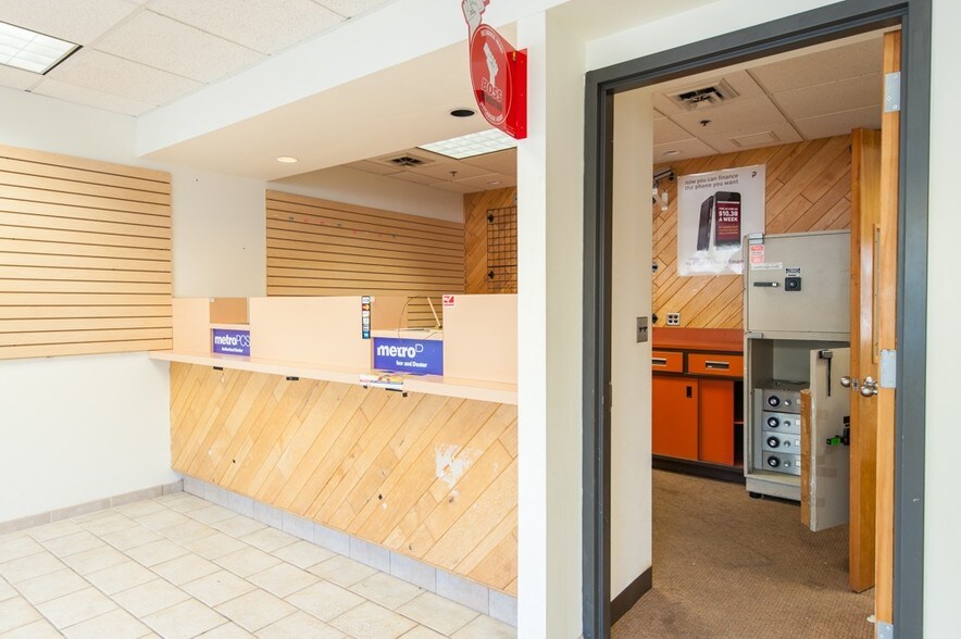 More Photos Of 1000 Cambridge St, Cambridge Medical For Lease