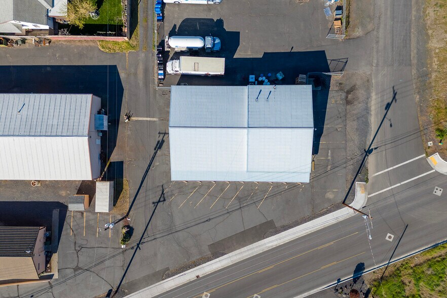 More Photos Of 345 N 1st Pl, Hermiston Industrial For Sale