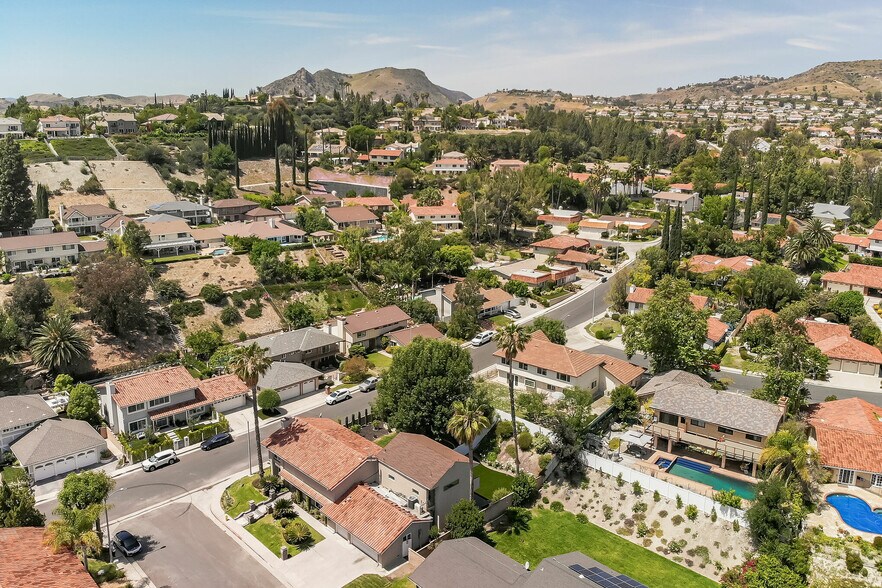 More Photos Of 7501 Linley Ln, Canoga Park Specialty For Sale