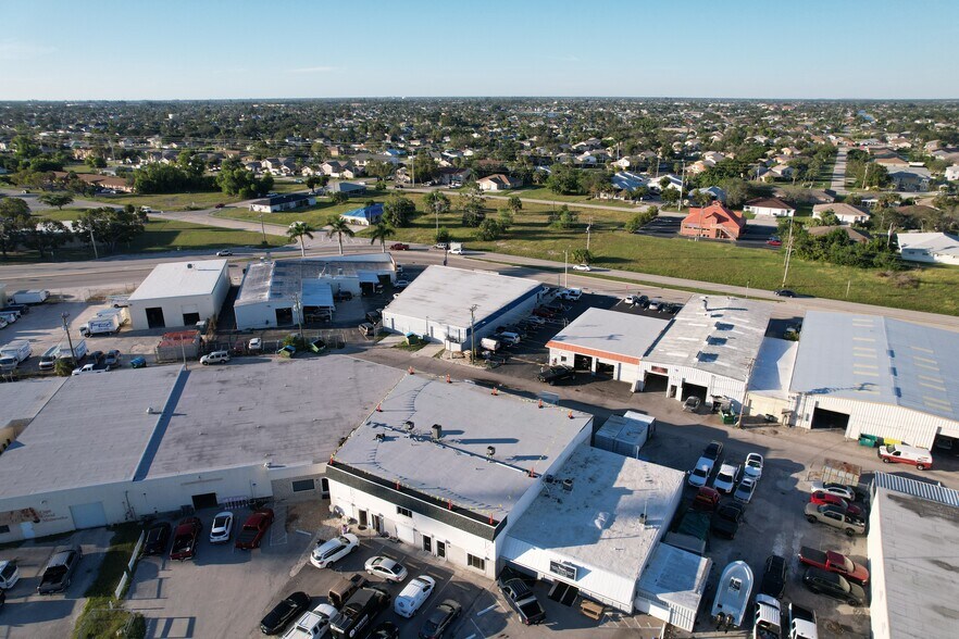 More Photos Of 1203 SE 9th Ter, Cape Coral Light Distribution For Lease