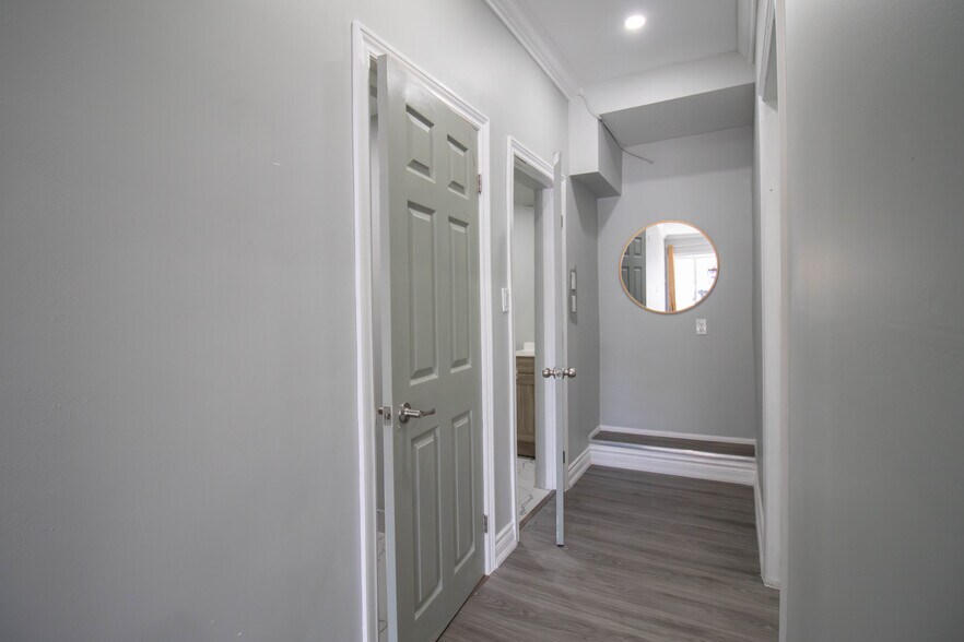 More Photos Of 5126 Victoria Ave, Niagara Falls Storefront Retail Residential For Lease