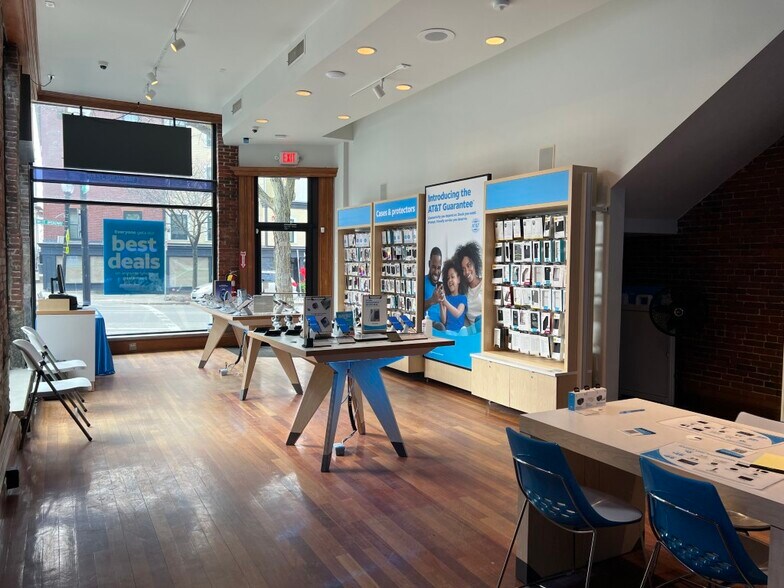 More Photos Of 366 W Broadway, Boston Storefront Retail Residential For Lease