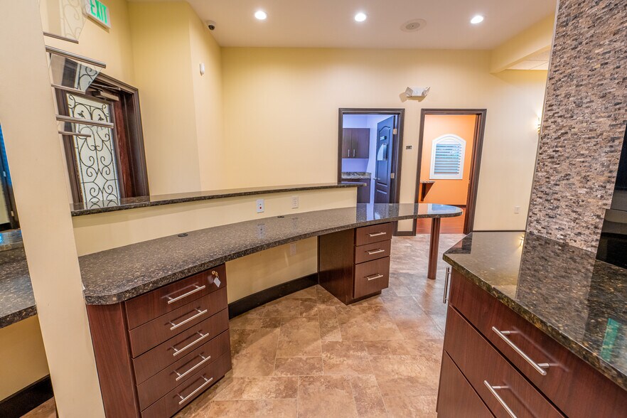 More Photos Of 8550 NE 138th Ln, The Villages Medical For Sale