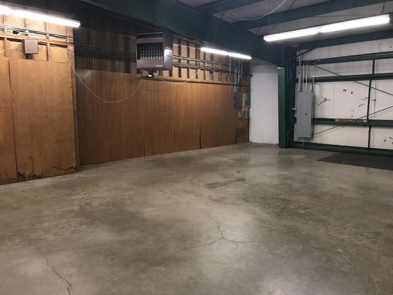 More Photos Of 507 N Gloster St, Tupelo Storefront For Lease