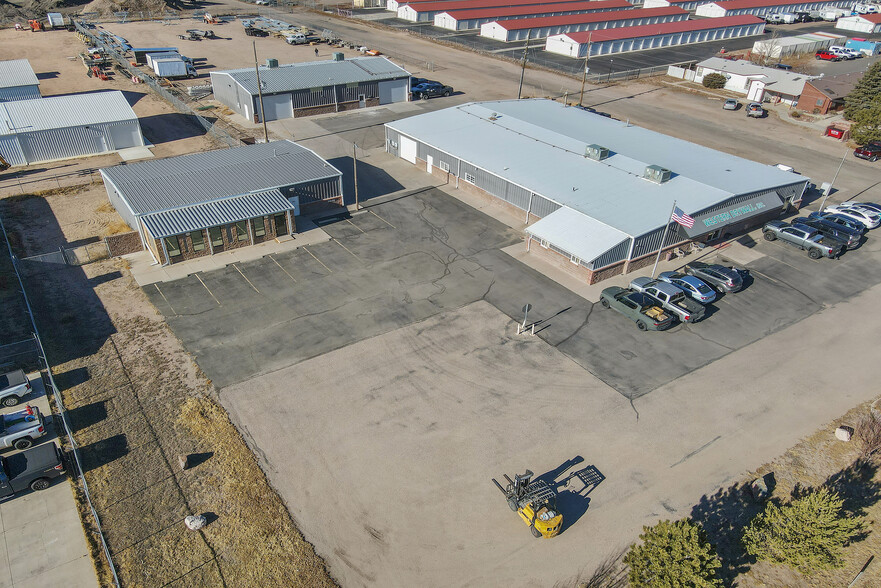 More Photos Of 204 S College Dr, Cheyenne Warehouse For Lease