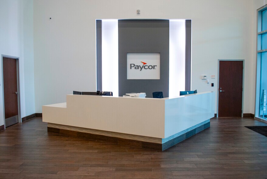 More Photos Of 4811 Montgomery Rd, Norwood Office For Sale