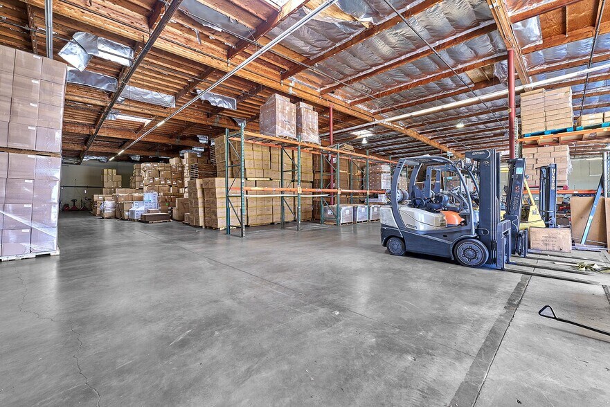 More Photos Of 614 E Walnut St, Carson Warehouse For Sale