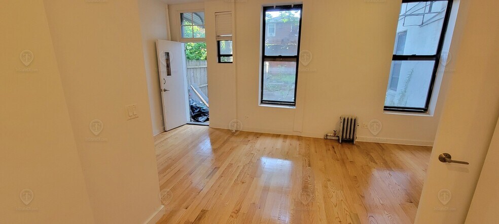 More Photos Of 193 Sackett St, Brooklyn Apartments For Sale