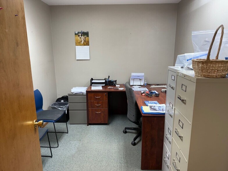 More Photos Of 515 Main st, Gas Industrial For Sale