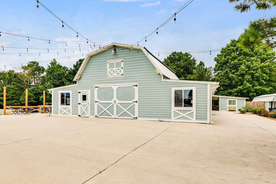 More Photos Of 100 McPherson Rd, Villa Rica Lodge Meeting Hall For Sale