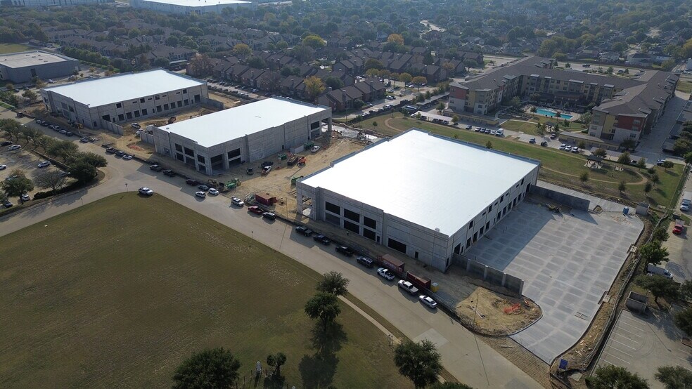 More Photos Of 100 Stephens St, Arlington Unknown For Lease