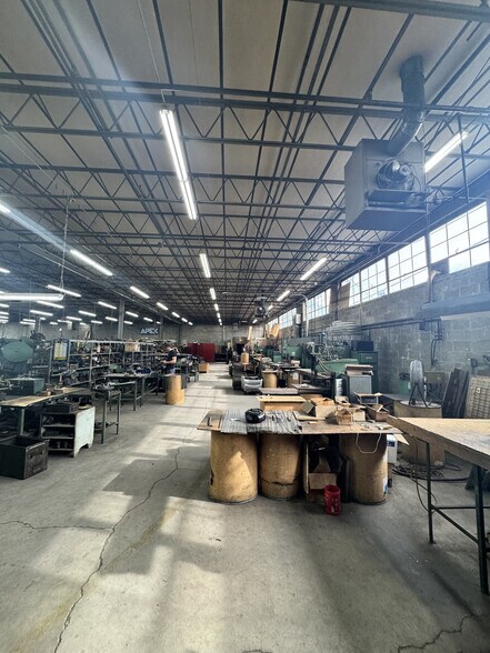 More Photos Of 9030 Gage Ave, Franklin Park Warehouse For Sale