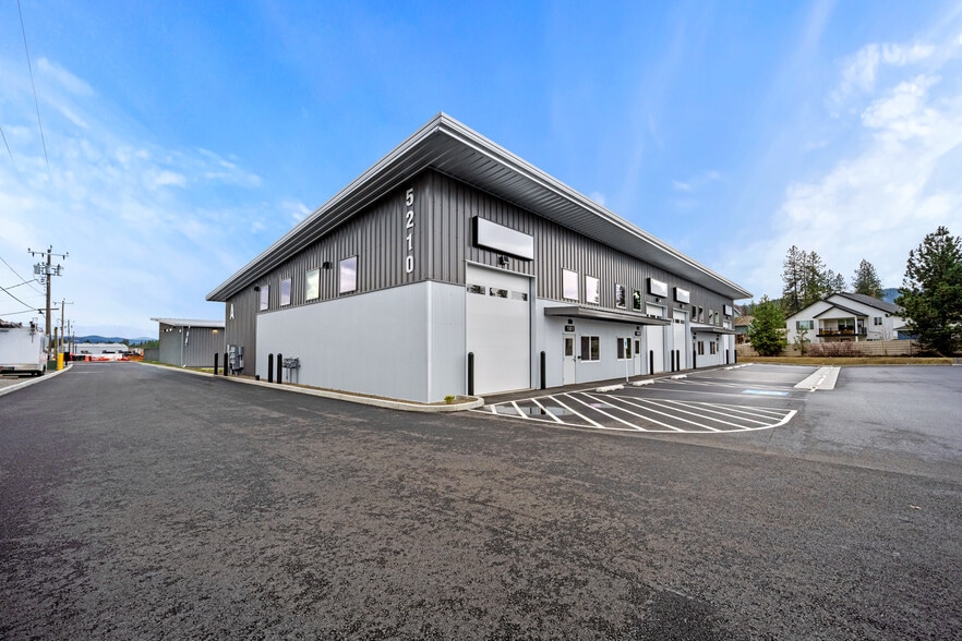 More Photos Of 5210 Seltice Way, Post Falls Industrial For Lease