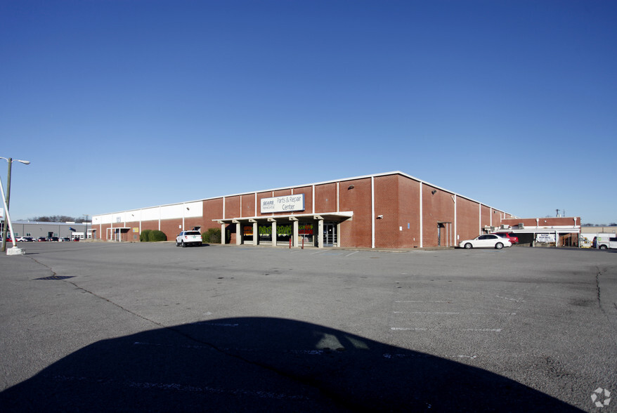 Primary Photo Of 640-642 Thompson Ln, Nashville Warehouse For Lease