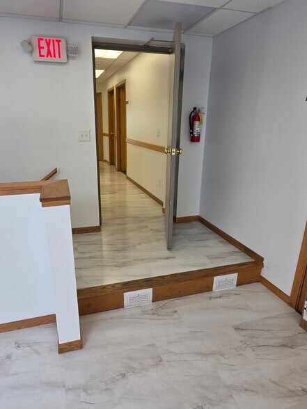 More Photos Of 1130 Sextonville Rd, Richland Center Medical For Lease
