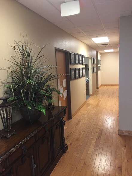 More Photos Of 1403 W Scott Ave, Gilbert Warehouse For Lease