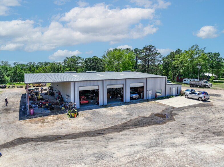 More Photos Of 20741 State Highway 155 S, Flint Light Manufacturing For Sale